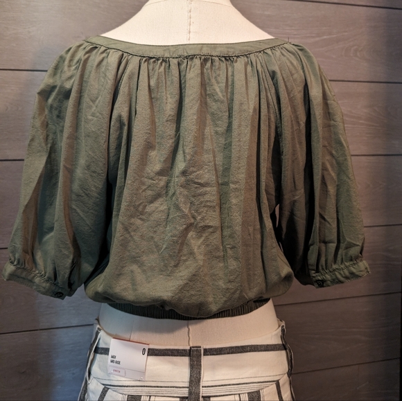 AE Women's Blouse - Picture 2 of 3